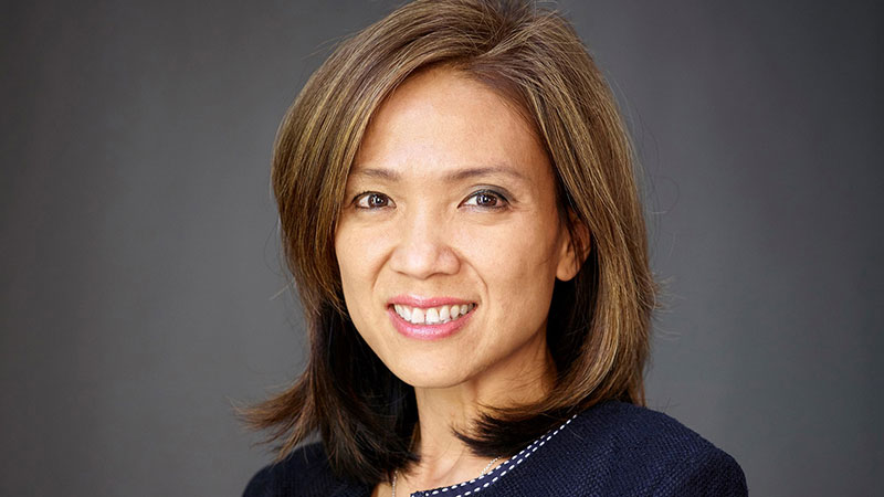 Visa employee Erin, Financial Inclusion Team and Visa Women’s Network.